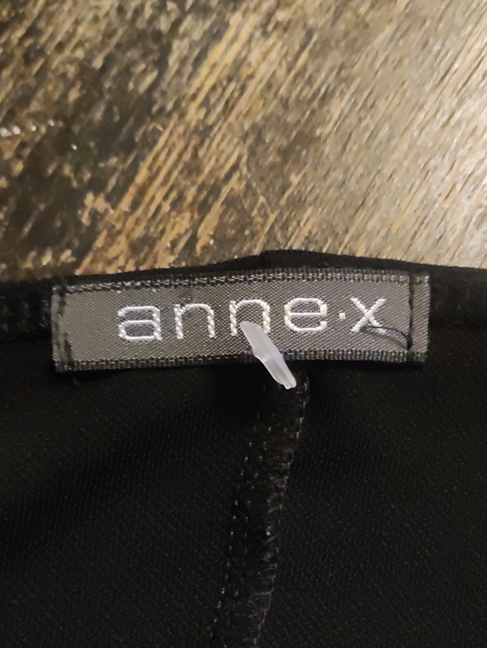 Anne.x Black Strapless Dress - Picture 3 of 4